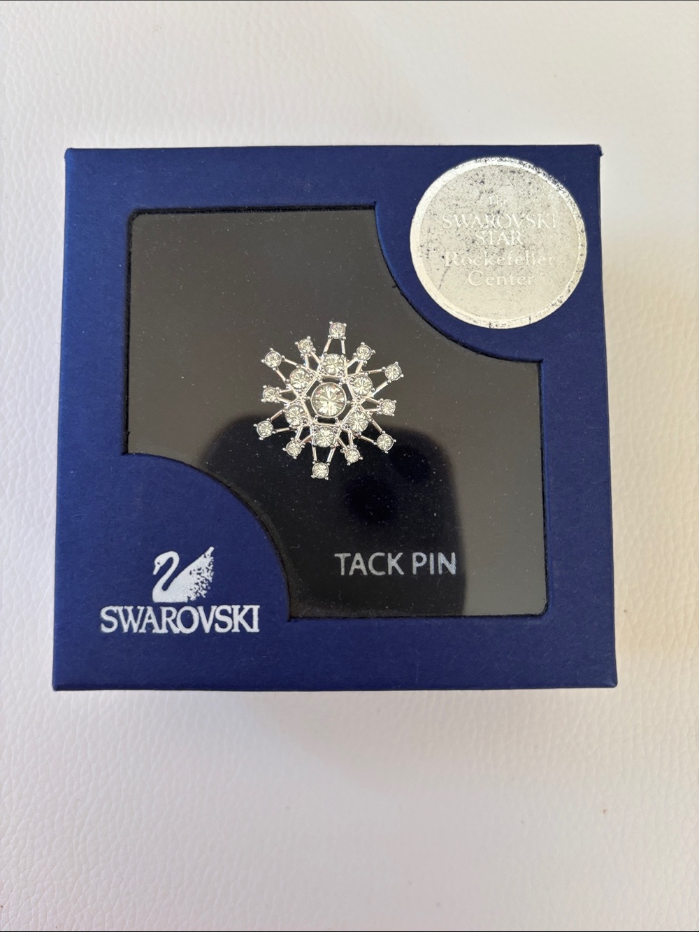 Swarovski star tack pin